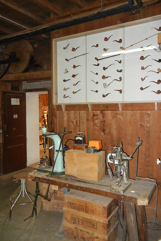 Sebastien Beaud: Genod Pipes And The Tradition Of Saint-Claude | Daily Reader