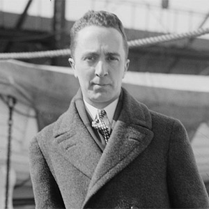 Famous Pipe Smokers and their Preferred Tobacco | Daily Reader | Smokingpipes.com