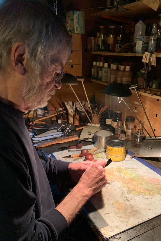 A Monumental Loss | Daily Reader | Smokingpipes.com