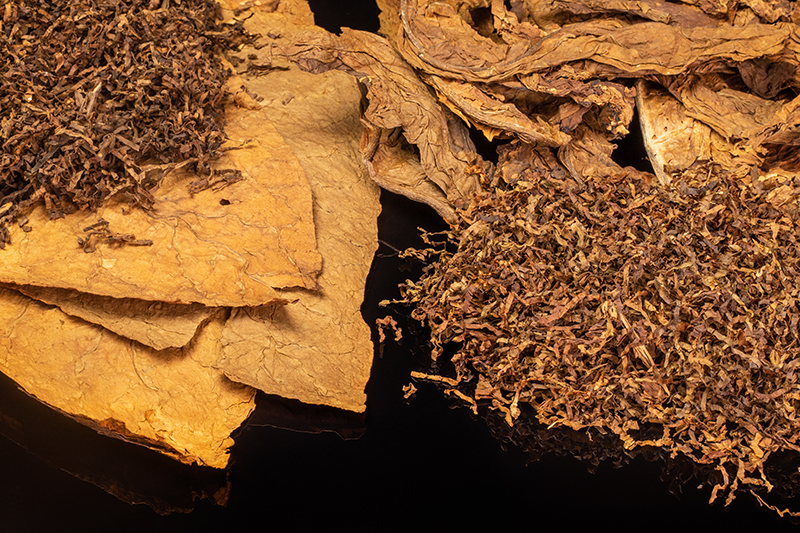 Hiking and Pipe Smoking  | Daily Reader