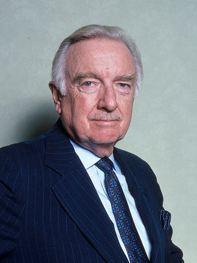 Walter Cronkite: Most Trusted Pipe Smoker | Daily Reader