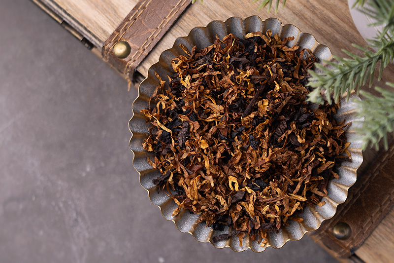 Pipe-Smoking Desktop Backgrounds: December 2025 