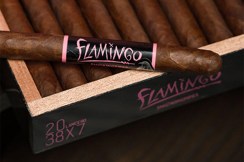Smoke Rings: Blackbird Flamingo 2026, A Smokingpipes Exclusive
