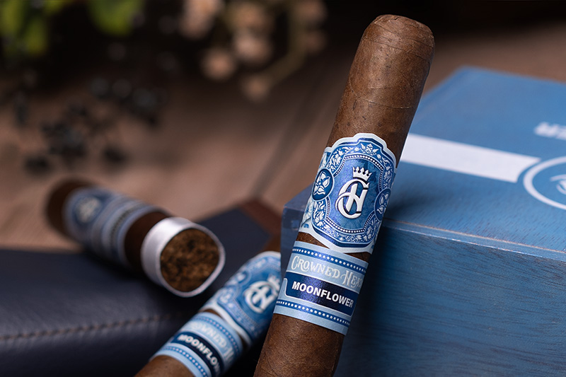 Cigar-Smoking Desktop Backgrounds: August 2026 